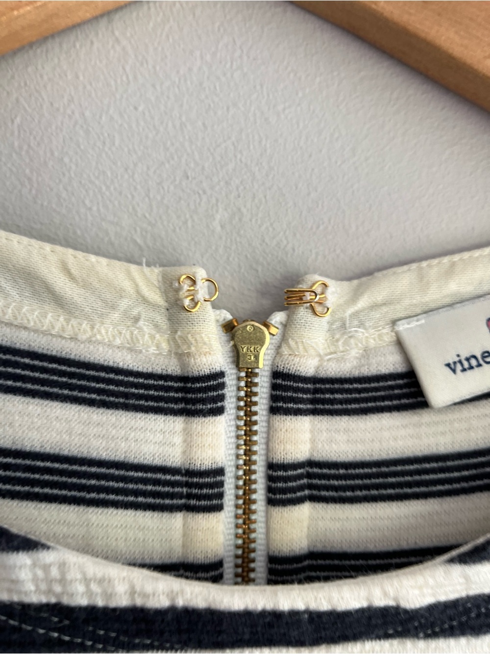 Vineyard Vines Navy and White Striped 3/4 Sleeve Dress - Picture 4 of 8
